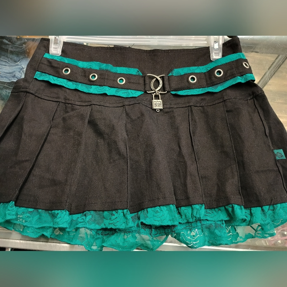 VTG Y2K Tripp NYC Black/Green Lace Pleated Punk Goth Mini Skirt Women's Large